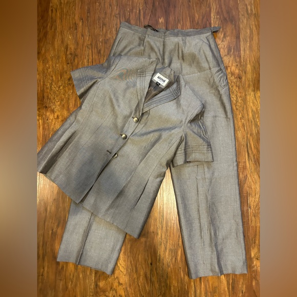 Kasper Pants - Kasper gray suit with a short-sleeved jacket and pants 14P
